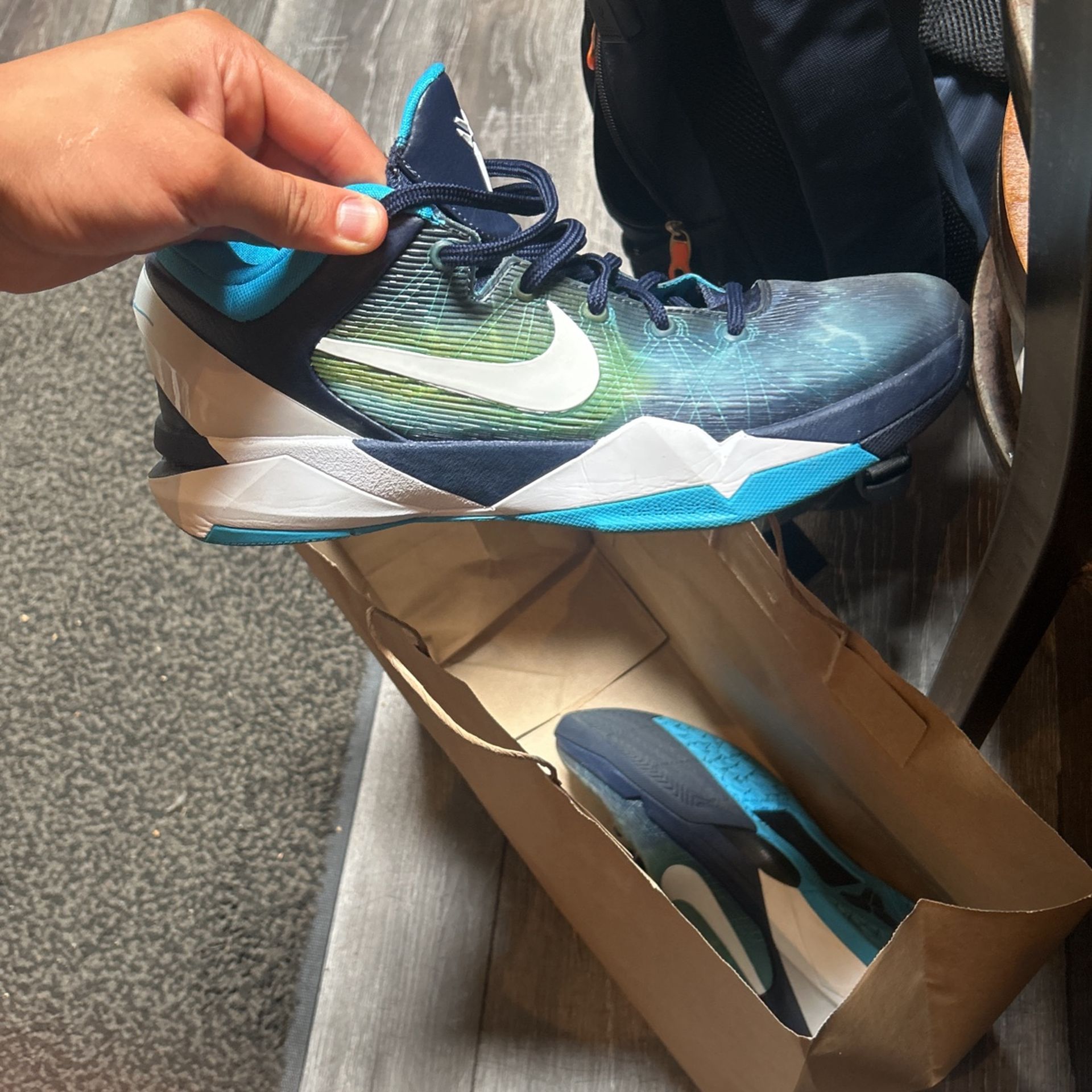 Kobe 7 Shark Size 10