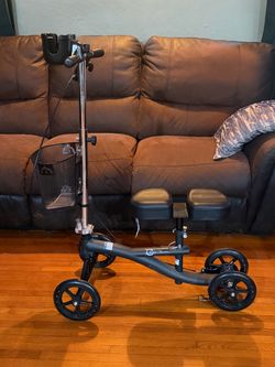 Roscoe Knee Scooter