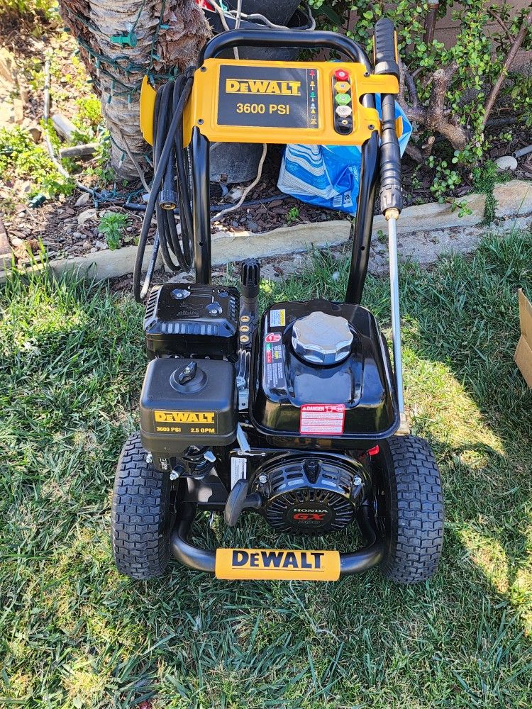 Dewalt Gas Presure Washer 3600 Psi $(contact info removed) Psi$400