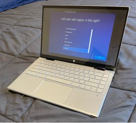 HP Pavilion x360 14" i3 8GB 256GB SSD — Works, Cracked Screen/Hinge