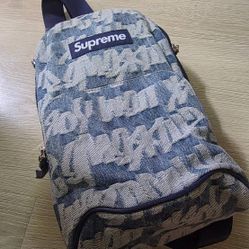SUPREME JACQUARD DENIM BAG