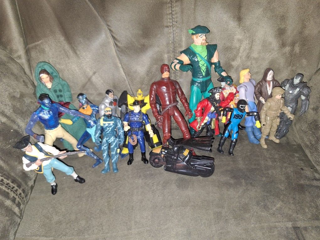 Actio Figure Collection