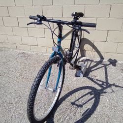TREK MOUNTAIN TRACK 800 ATB MTN BIKE REFURBISHED OBO 
