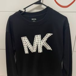 Sweater / Sweat Shirt