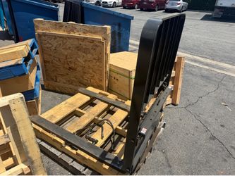 Cascade forklift forks and shifte