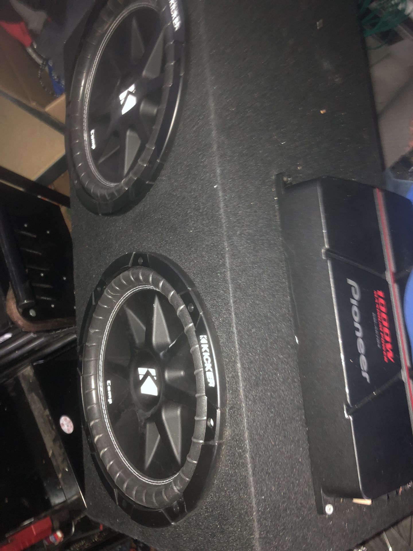 12 Inch Subwoofers And Brands Kicker Box