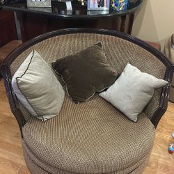 Snuggle Chair