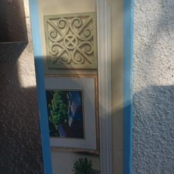 *New* Rubbermaid 3' Traditional Mantle