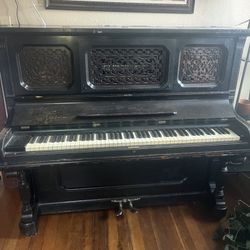 FREE Vintage Piano 