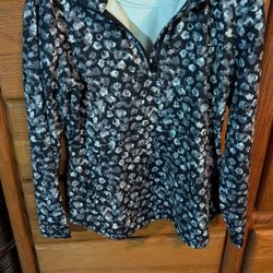 Talbots Small Top W/ Zippered Pockets 