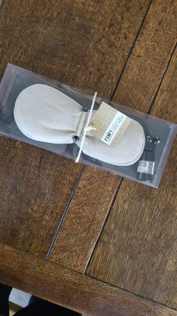 NWT Relaxing Eye Mask & Essential Oil Set