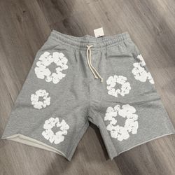 Denim Tear Shorts Size: m, Color: Grey