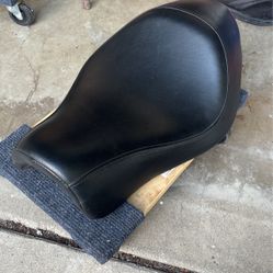 2015 Harley 883 Seat