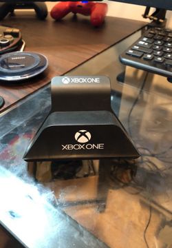 Xbox one controller stand