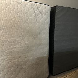 Queen Size Mattress With Box Spring 