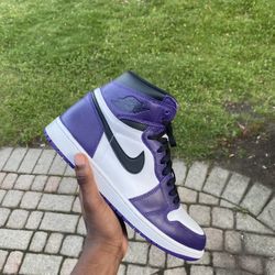 Jordan 1 Court Purple