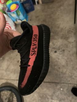 Yezzy size 6 and half women