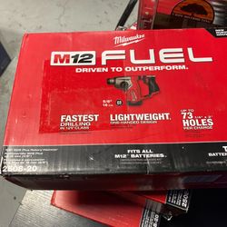 Milwaukee M12 Fuel 5/8” SDs Plus Rotary Hammer 
