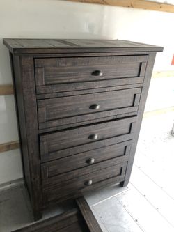Real WOOD Dresser