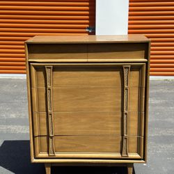 Drexel "Pacer" mid-century style 5 drawer chest with woven handles