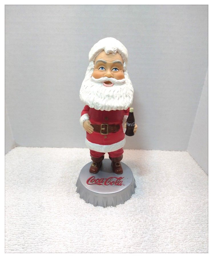 * Excellent Pre-Owned Condition *
** NO Chips or Cracks **
Coca-Cola / Carl's Jr. . . . .
Vintage (2002)
'Santa Claus' Bobblehead
* 7" tall x 3" diame
