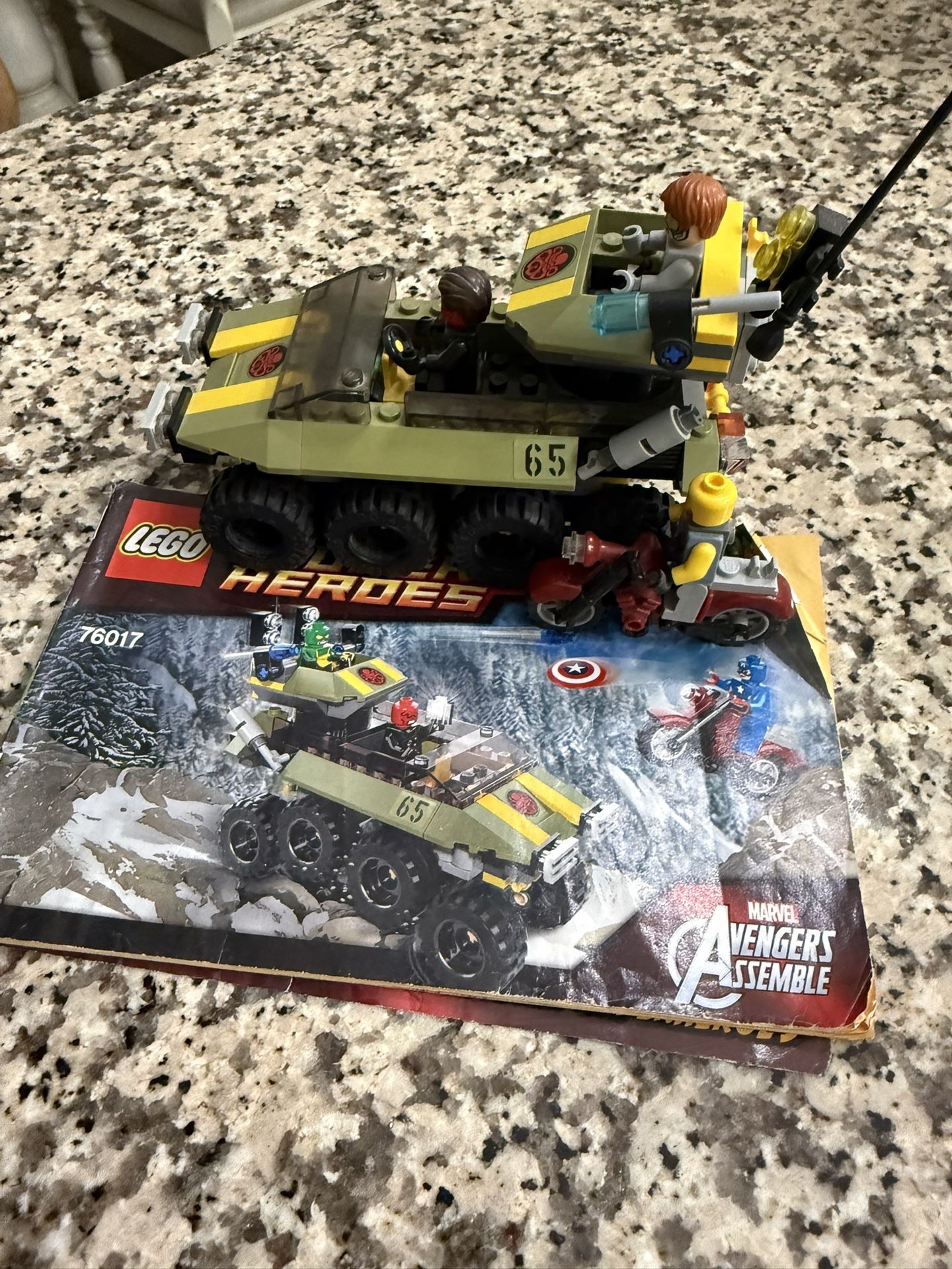 Super Heroes Lego Set 76017