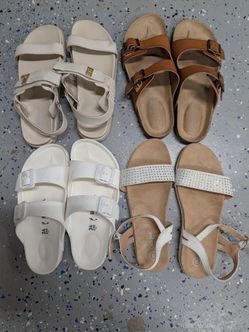 Youth size 3 sandals