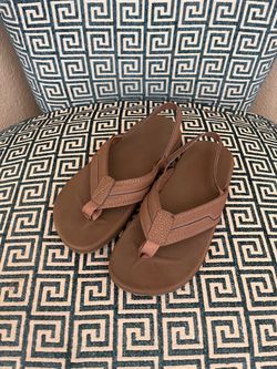 Kids sandals