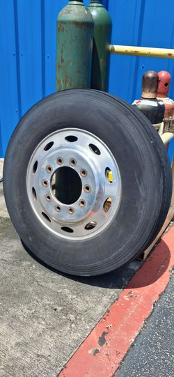 11R24.5 Yokohama Tire on 24.5 Aluminum Rim / Wheel