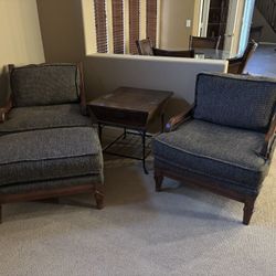 La-Z-Boy chairs with ottoman