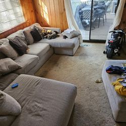 Sectional Free Sofa