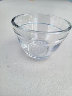 Pampered Chef clear tempered glass prep bowl and measuring cup with capacity markings up to 3/4 cup (175 mL)