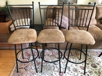 Set of 3 Metal Bar Stools with Cushioned Seats