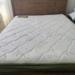 Cal King Bed $200 Eastvale Pick Up 