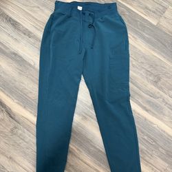 Mandala Medium Scrubs
