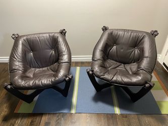 Twin leather chairs