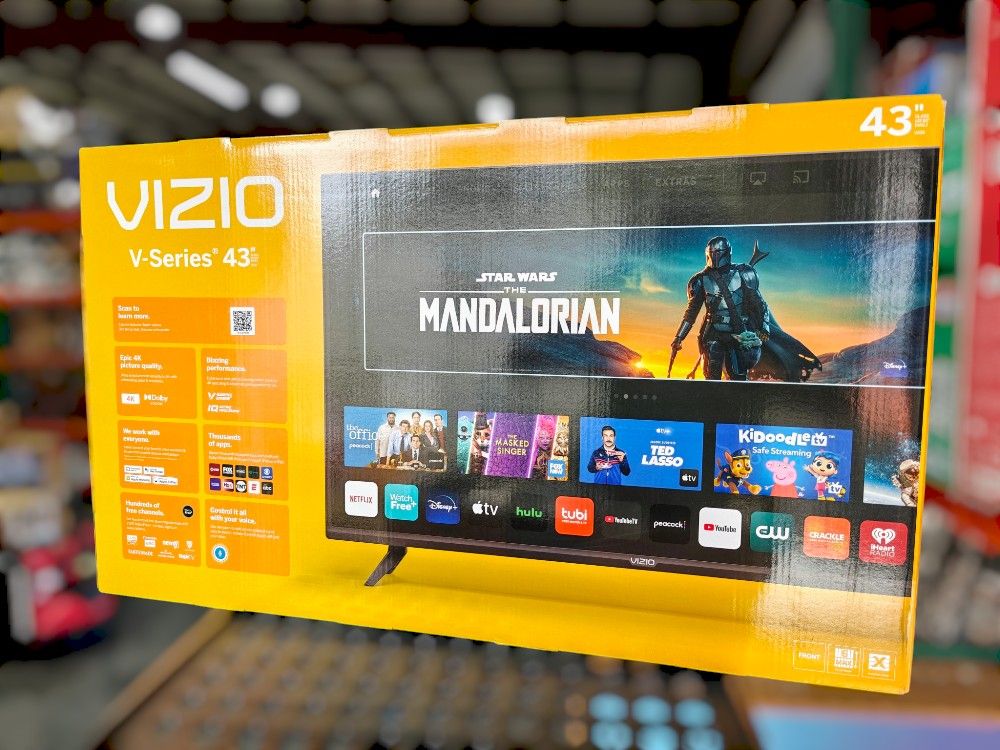 VIZIO 43" Class V-Series 4K UHD LED Smart TV V435-J01