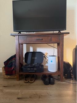 Wooden TV Cabinet