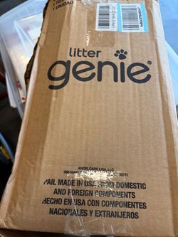 Litter Genie Plus Cat Litter Disposal System Silver w/ Refill – Odor Control Pail