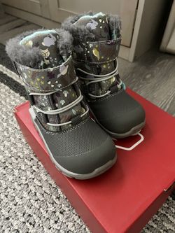 Brand New See Kai Run Raining Snowing Waterproof Boots For Girls  Size 8 Purple Gray Color
