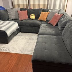 6 Pcs. Sectional couch