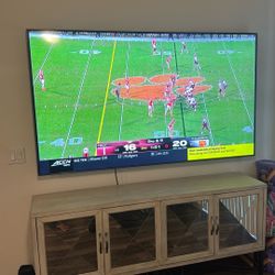 85 -inch Samsung Smart Tv