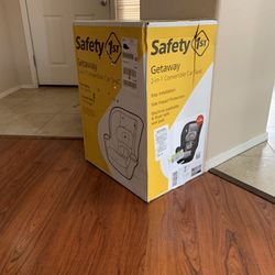 Safety 1st 2 In 1 Convertible Car Seat 