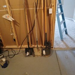 Shovels 