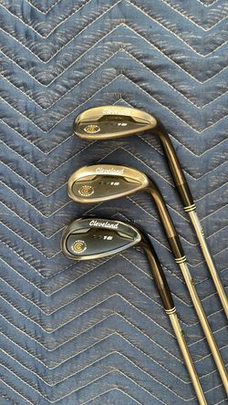 Cleveland CG16 Black Finish 52° , 56° , 60° Tour Zip Groove RH Wedge Flex Set of 3