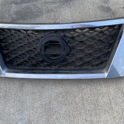 Nissan Pathfinder Grille Upper 2013 2014’ 2015’ 2016’ 2017’ Used