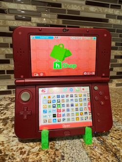 “New” 3DS XL - Red - Top IPS - 128 GB w/hShop and games
