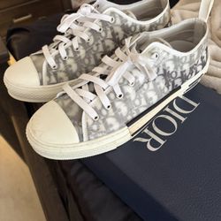 Dior Shoes