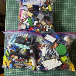 6 pounds of nice clean Lego parts