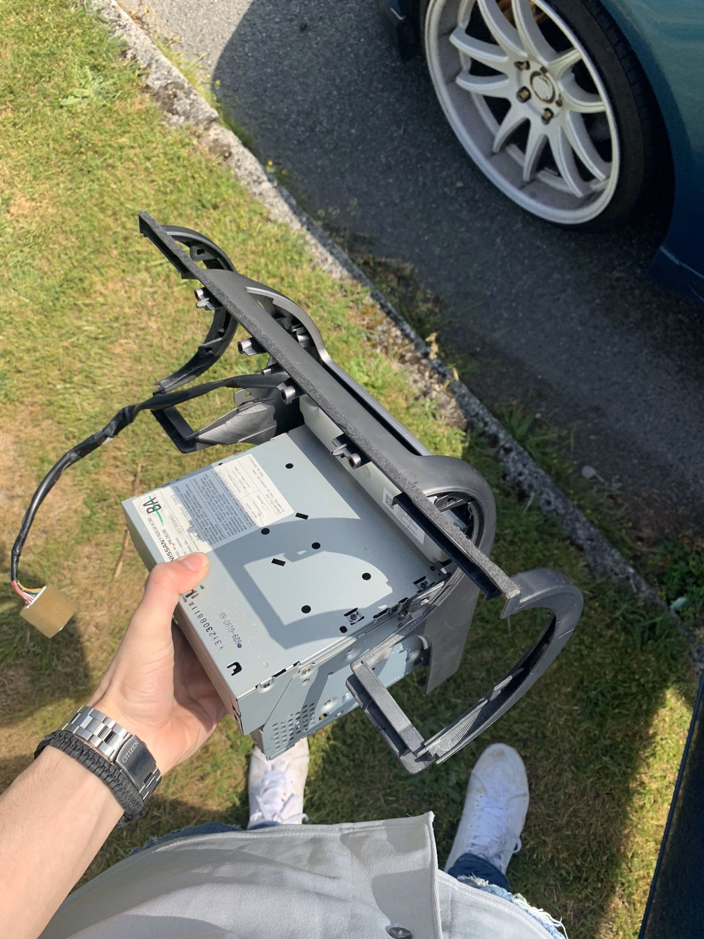 03-07 G35 OEM STEREO HEAD-UNIT